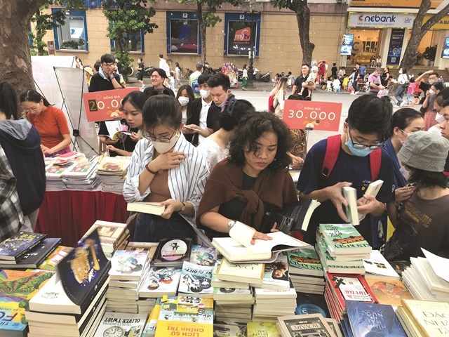 Van hoa doc thoi 4.0 hinh anh