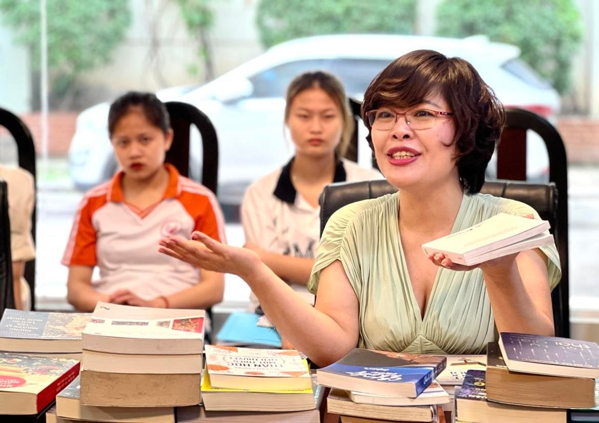 'Sach ky nang giong tra sua, uong nhieu qua se co hai' hinh anh