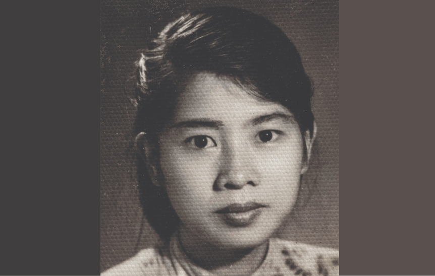 'Me non nao muon theo chi theo em ra xa hoi, muon lam nguoi yeu nuoc' hinh anh