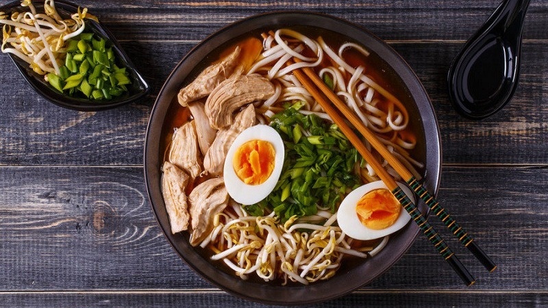Giai thoai ve su xuat hien cua mi ramen - mon an quoc dan Nhat Ban hinh anh