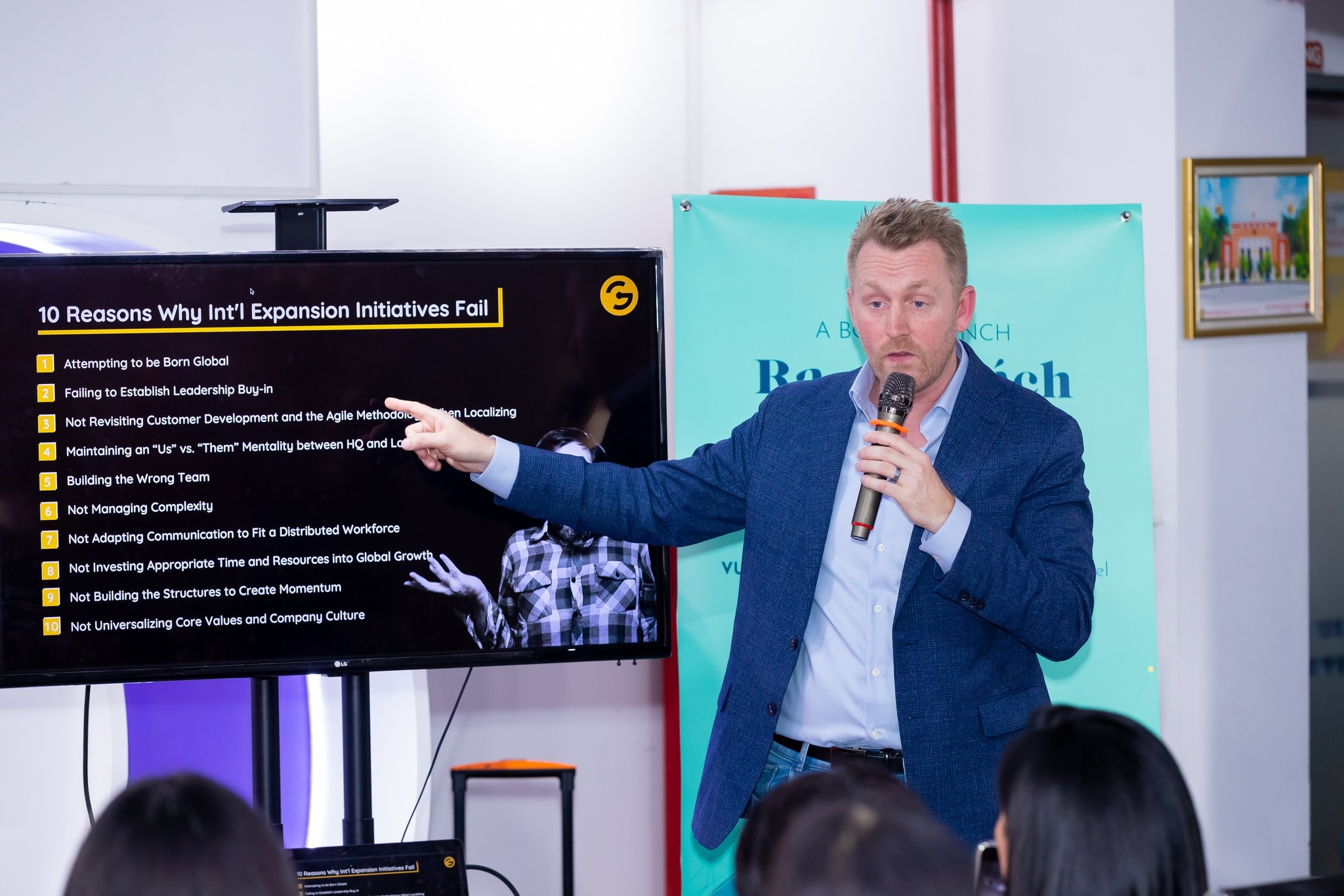 Chien luoc giup doanh nghiep vuon tam the gioi hinh anh