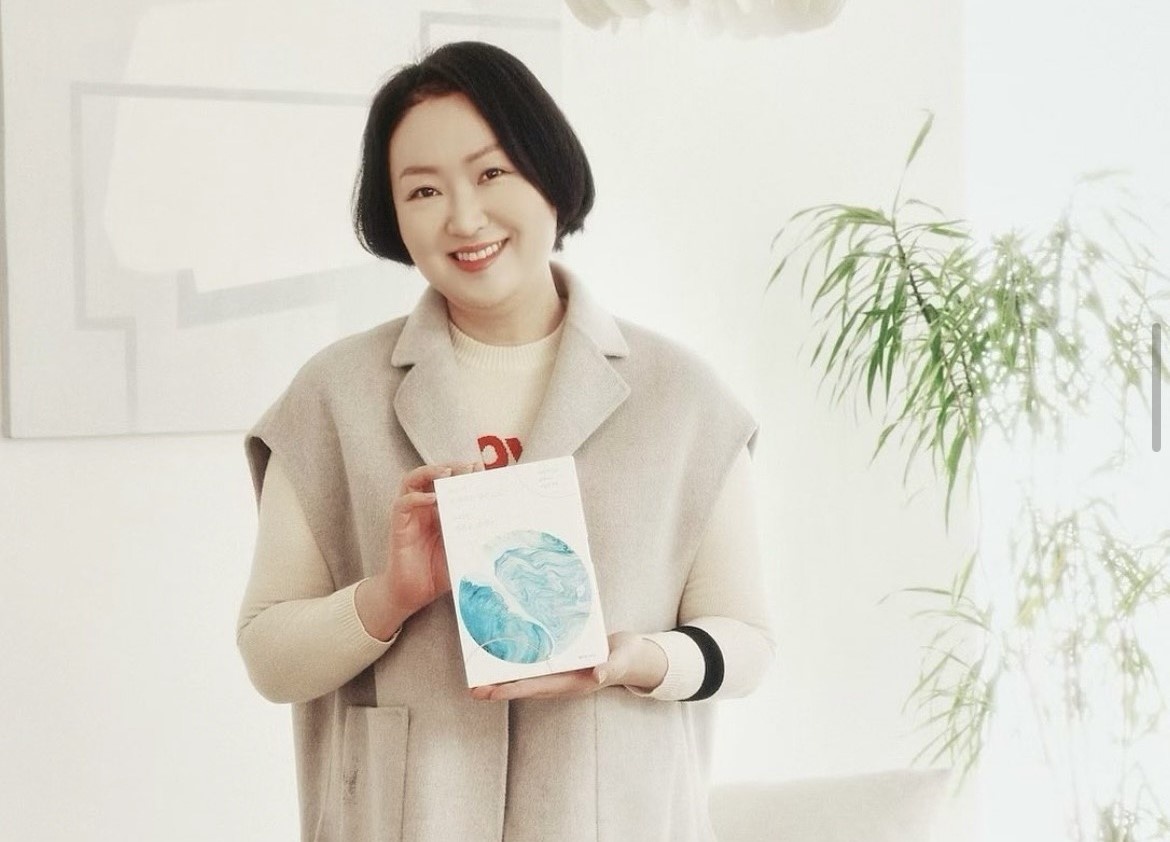 Doc sach la be phong giup vi nhan vuon xa trong su nghiep hinh anh