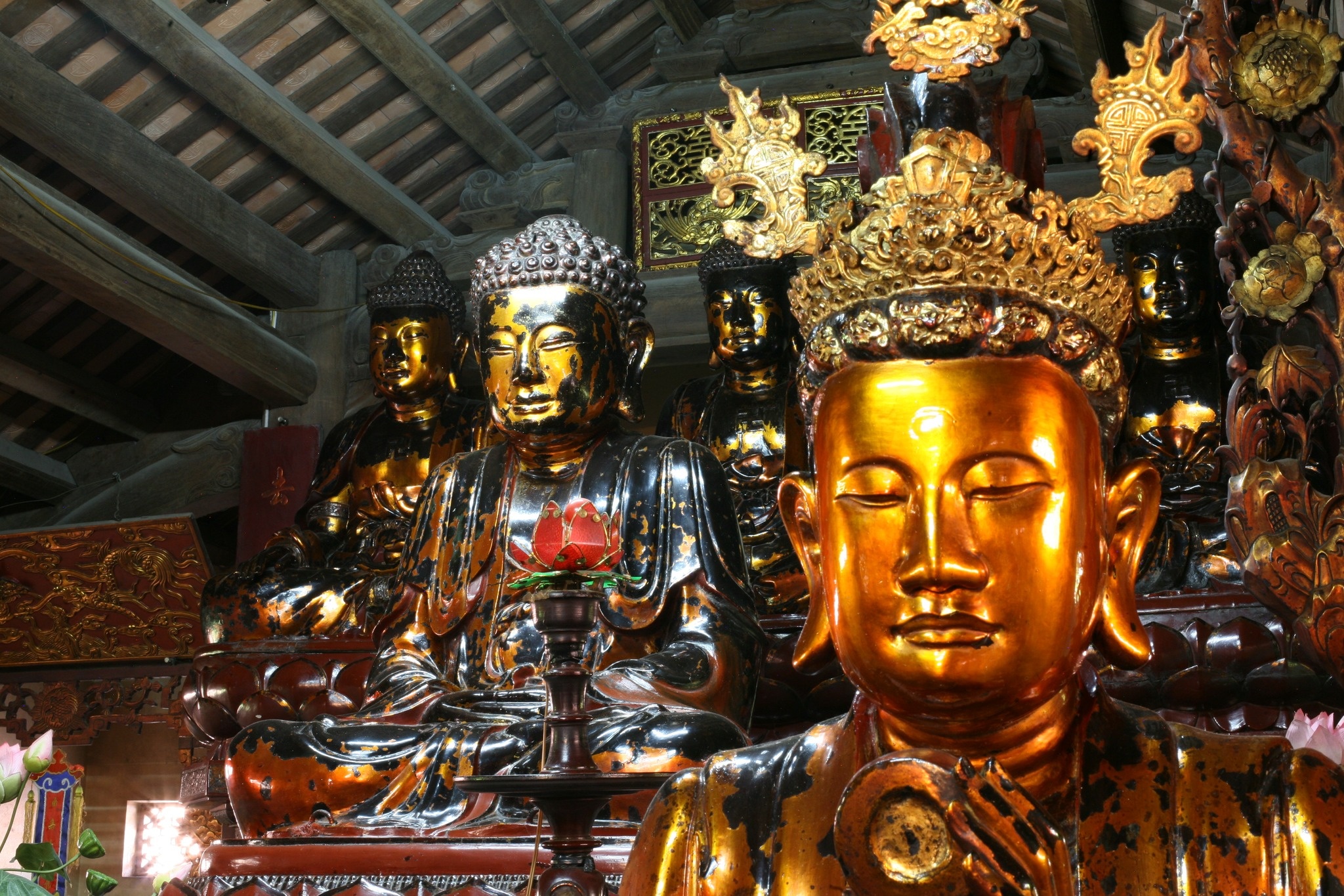 Buc tranh toan dien ve Lich su Phat giao Viet Nam hinh anh