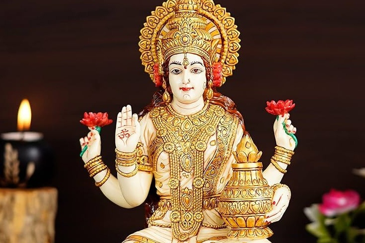 Vi than ban phat phuc duc, giup chung sinh hanh phuc trong Phat giao hinh anh