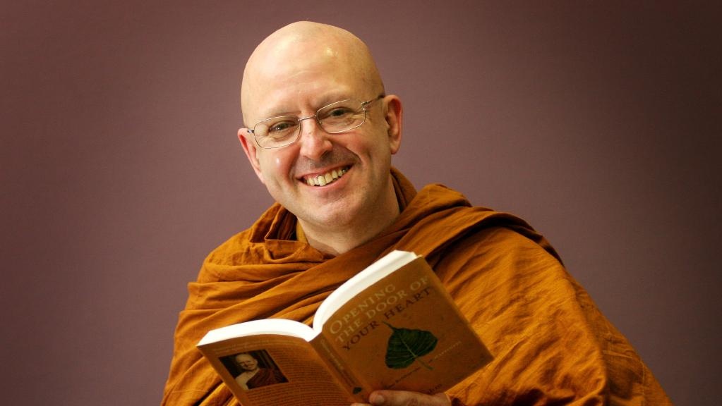 Hanh phuc moi ngay tu nang luong tu bi, tinh yeu thuong cua nha Phat hinh anh