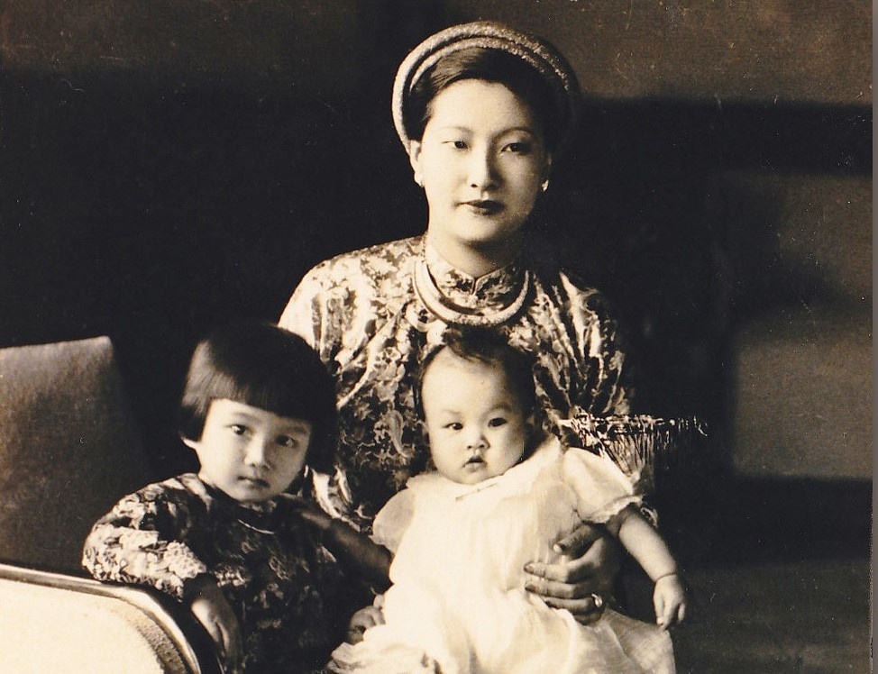 Tai truyen thong bam sinh cua Hoang hau Nam Phuong hinh anh