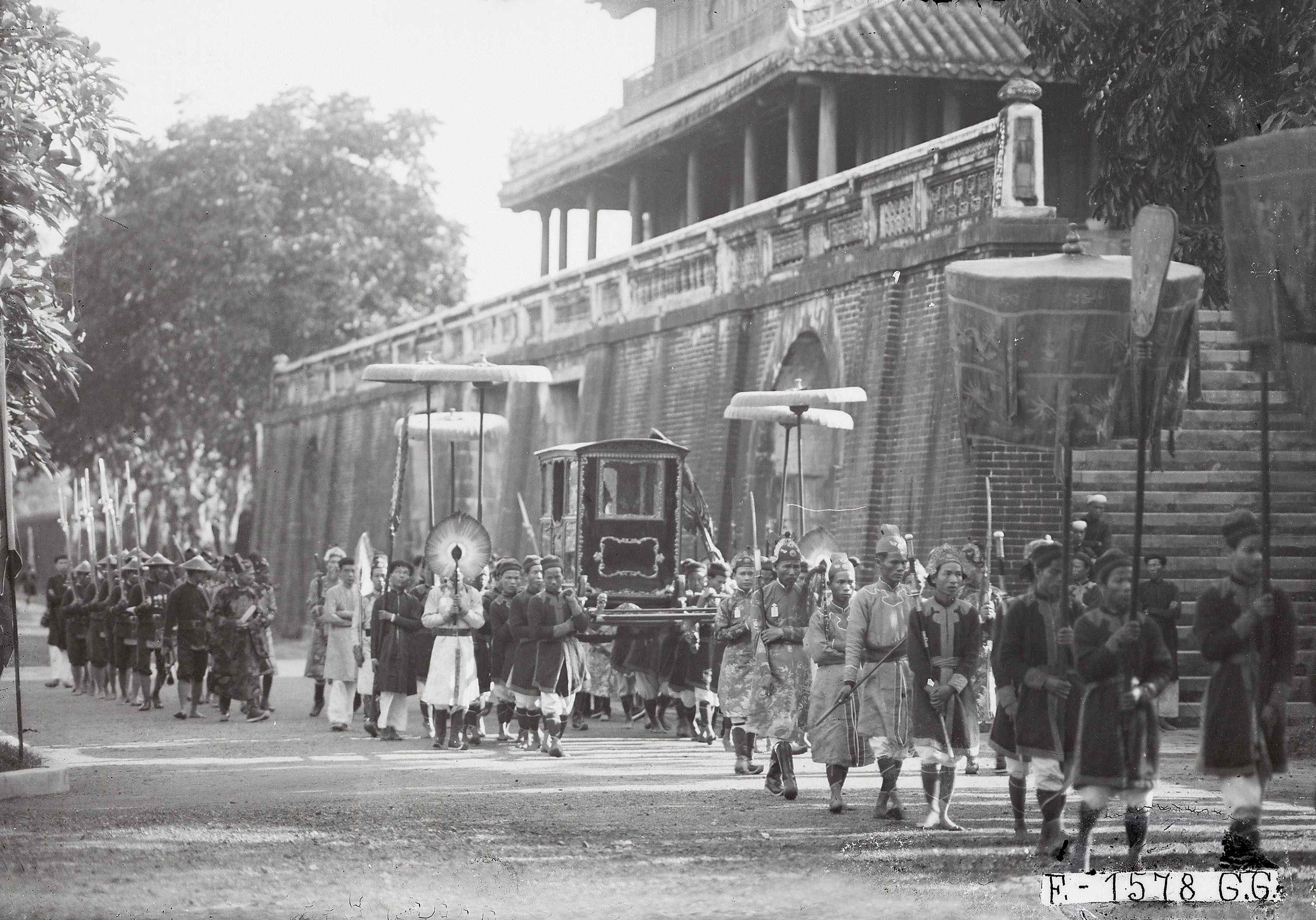 Hoang thanh Hue anh 1