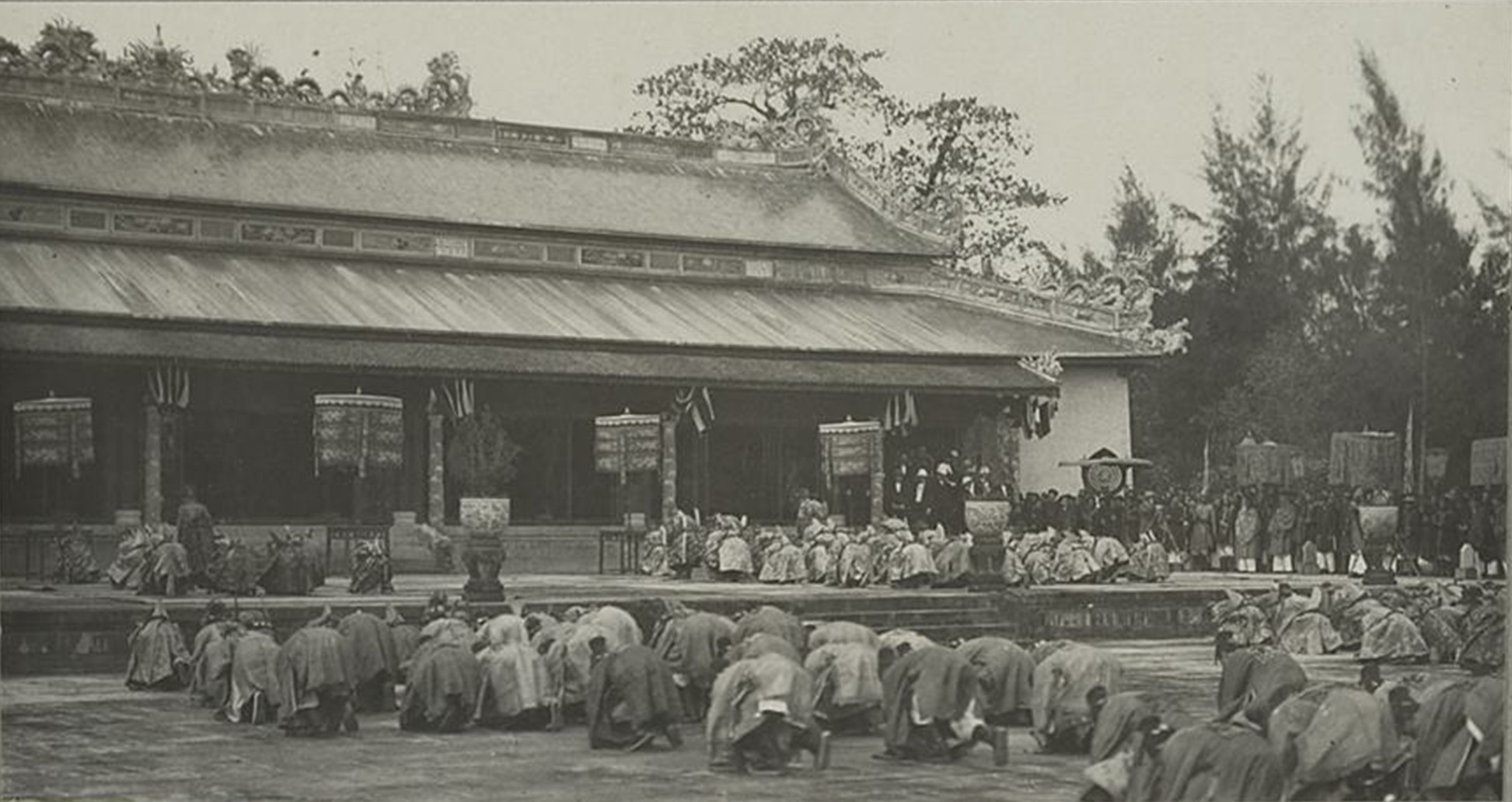 Hoang thanh Hue anh 23