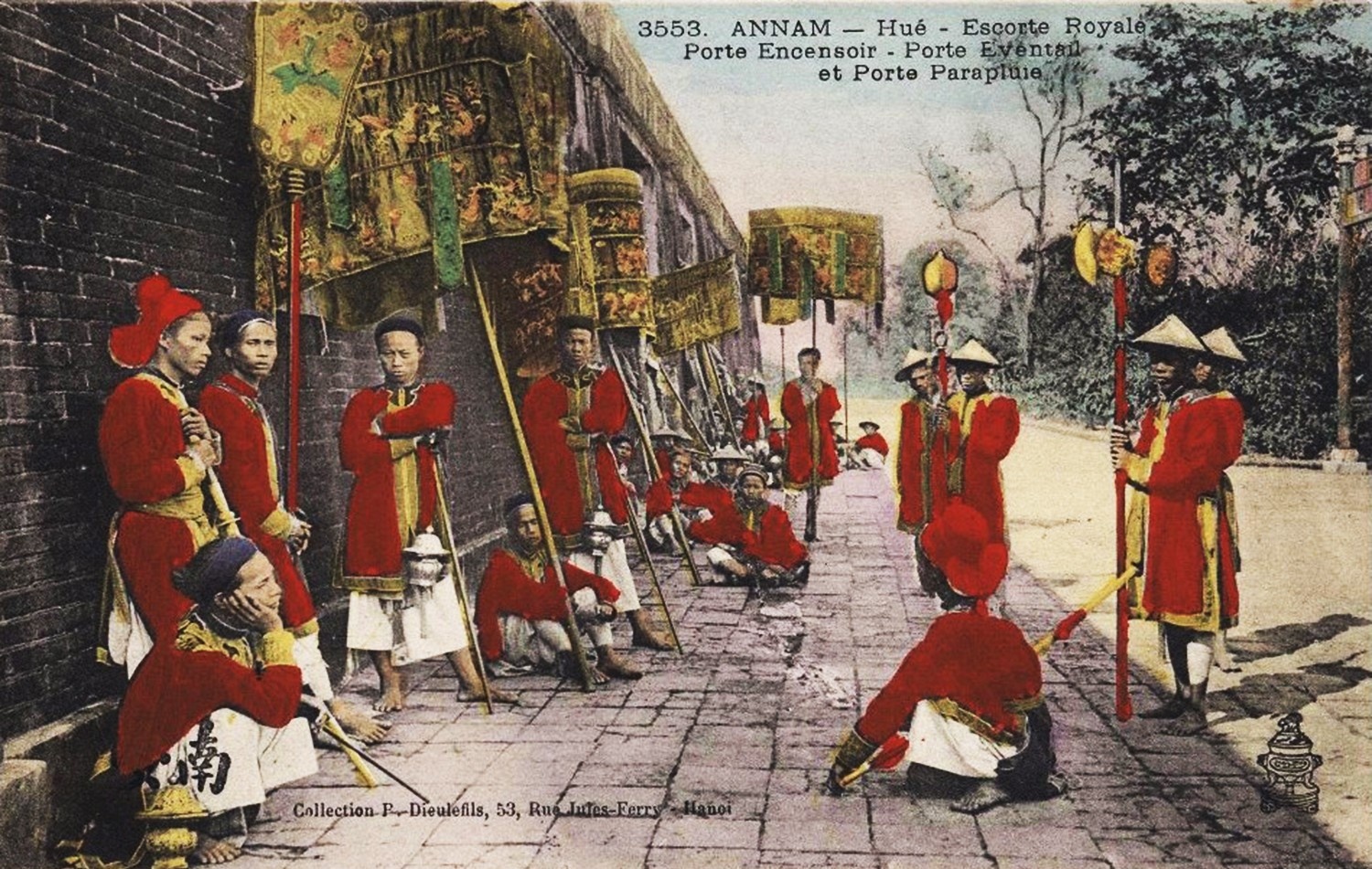 Hoang thanh Hue anh 25