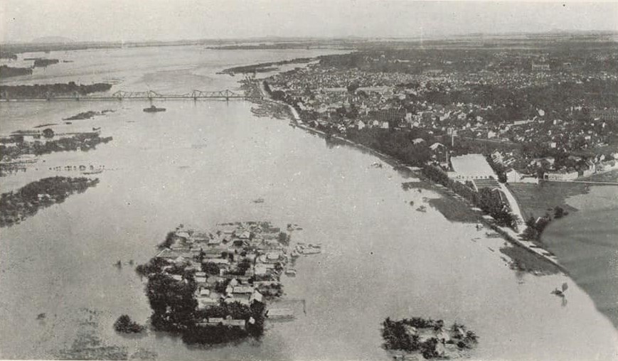 Cac vua Nguyen giai quyet ngap lut o dong bang Bac Bo ra sao? hinh anh