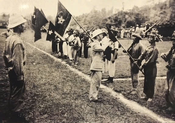 Quan doi lon manh ra sao sau 3 nam dau thanh lap hinh anh