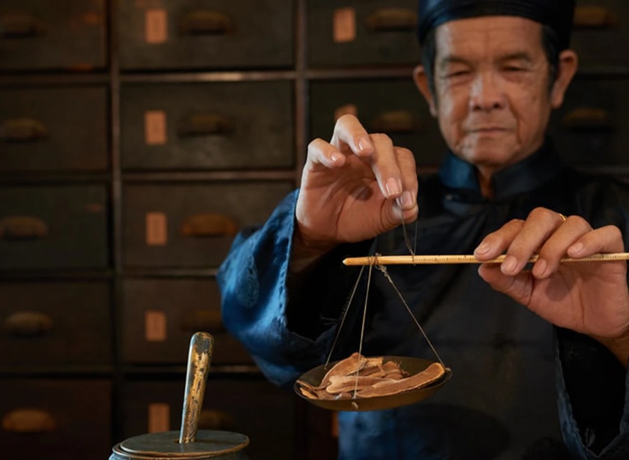 Cach trieu Nguyen ton vinh nhung thay thuoc gioi hinh anh