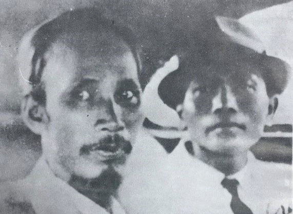 Bo truong duy nhat duoc Chu tich Ho Chi Minh trao quyen ky Sac lenh hinh anh