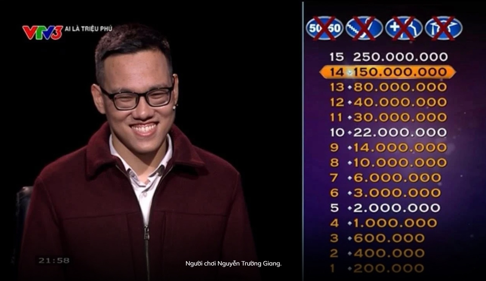 Nguoi choi 'Ai la trieu phu' lo 250 trieu vi cau trich quen thuoc hinh anh