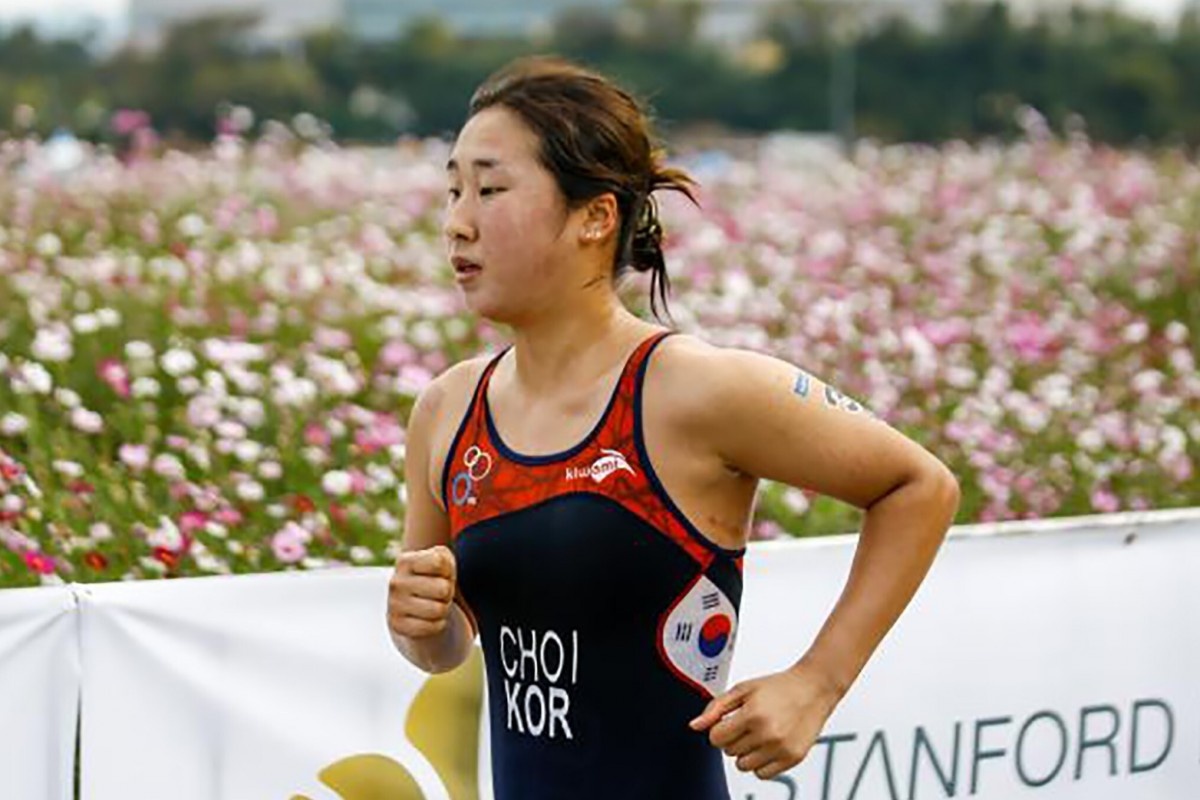 VDV Han Quoc tu tu phoi bay goc khuat bao hanh cua lang the thao hinh anh