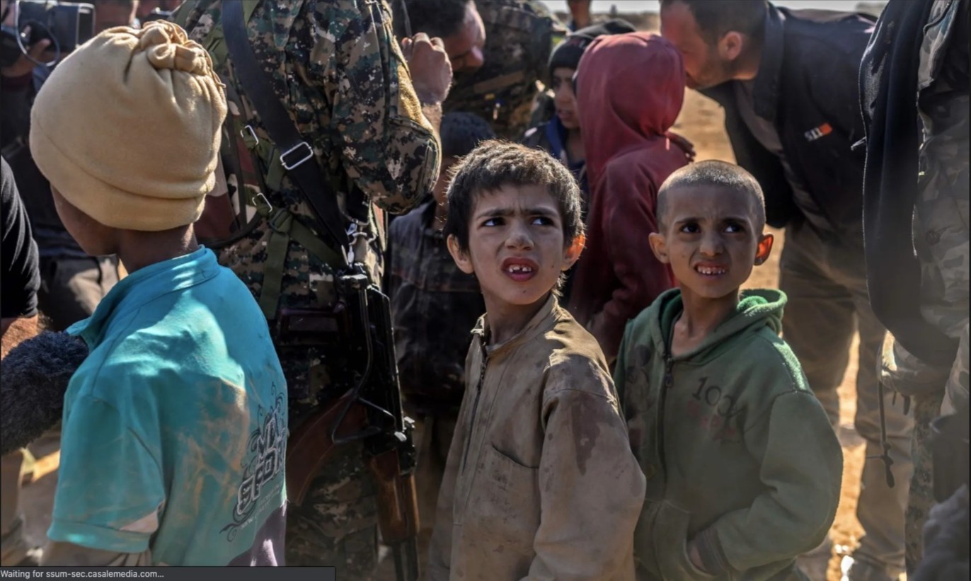 Ac mong bat tan cua thieu nu bi ep lam no le tinh duc IS hinh anh