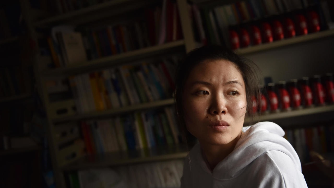 lam dung,  tan cong tinh duc doi voi phu nu khiem thi tai TQ anh 1