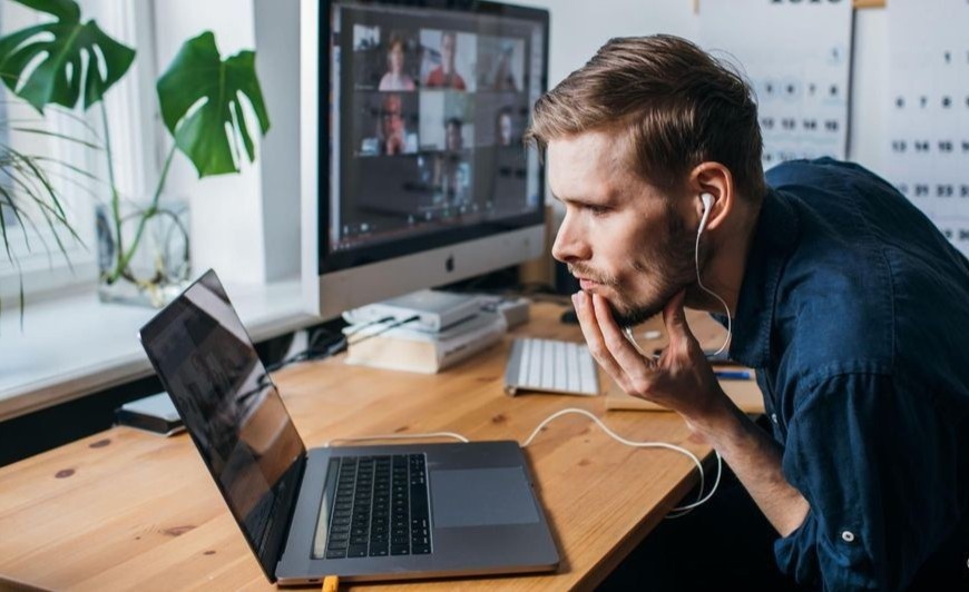 Vi sao phau thuat tham my bung no giua dich Covid-19? hinh anh