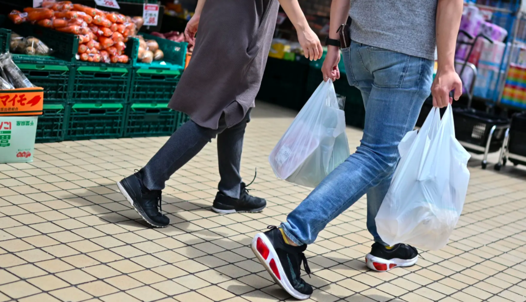 Nhat Ban thang cuoc chien chong rac nhua nhung an cap vat gia tang hinh anh
