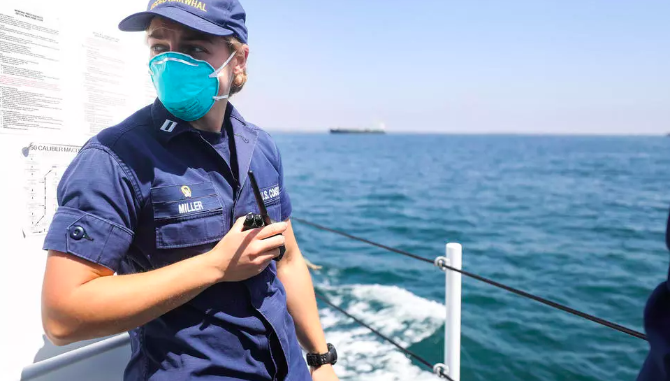 Thuyen cho 20 nguoi bien mat ngoai khoi giua Bahamas va Florida hinh anh