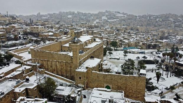 tuyet roi day o Dia Trung Hai anh 17