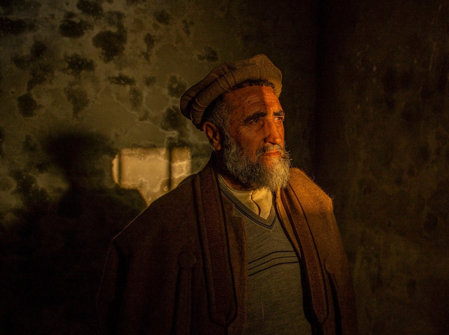 'Dia nguc tran gian' ben trong nha tu bi mat cua Taliban hinh anh