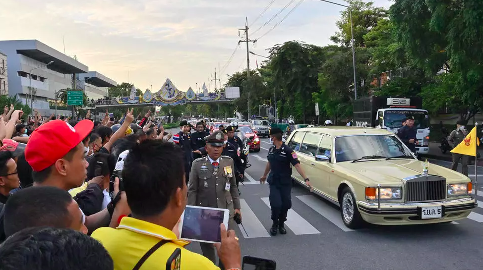 nha hoat dong Thai bi buoc toi anh 1