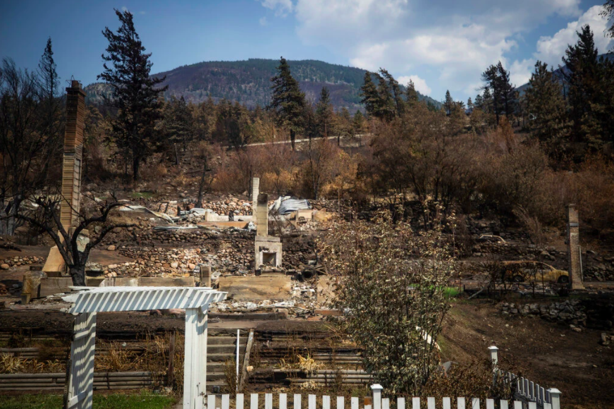 mot thi tran Canada bi xoa so anh 4