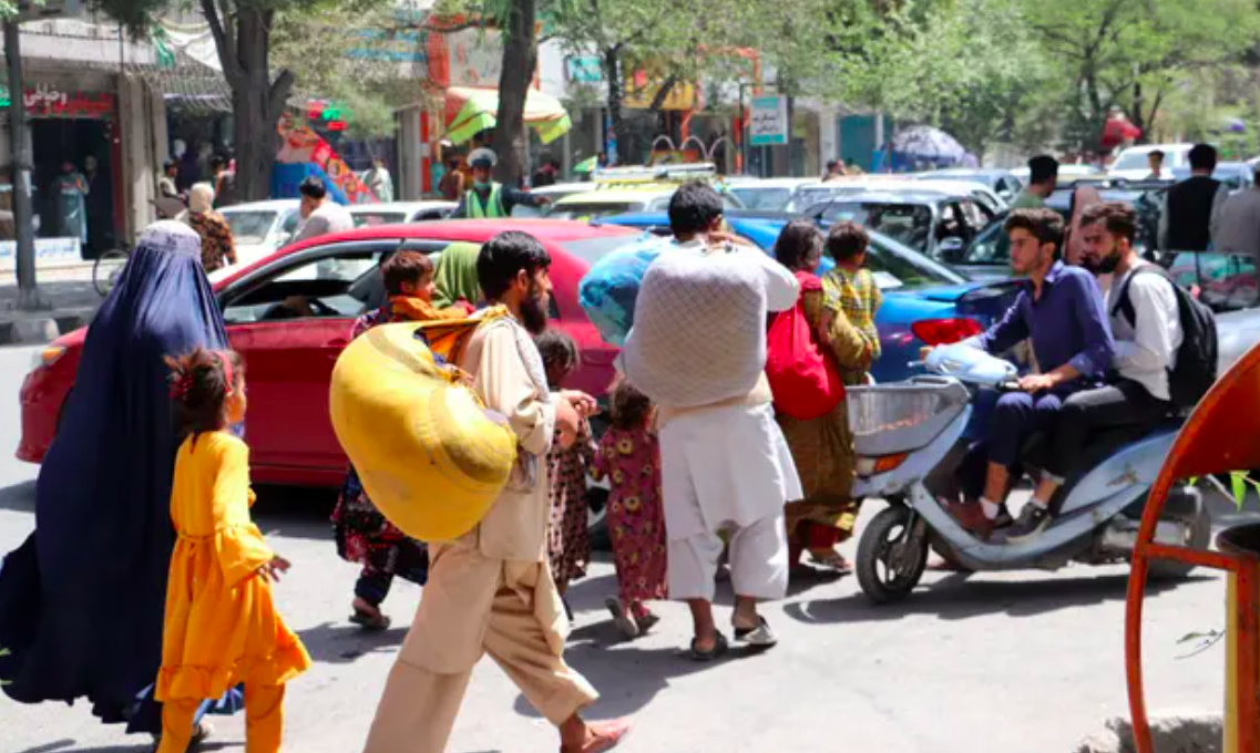 phu nu Kabul hoang loan anh 1