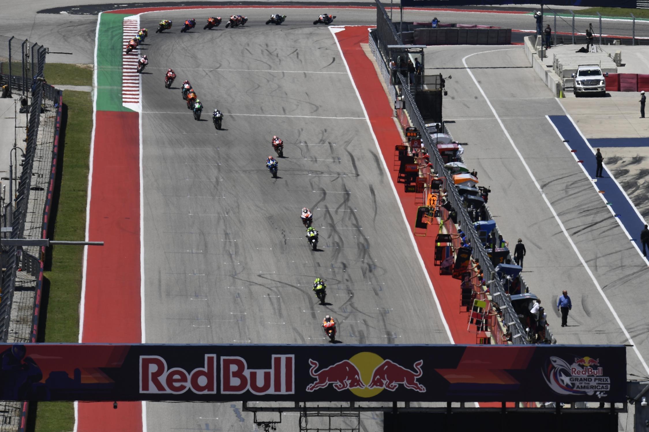 Alex Rin danh chien thang dau tien cho Suzuki anh 7