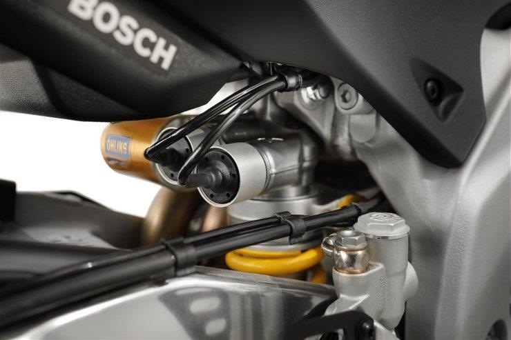 Aprilia Tuono V4 1100 Factory 2019 anh 5