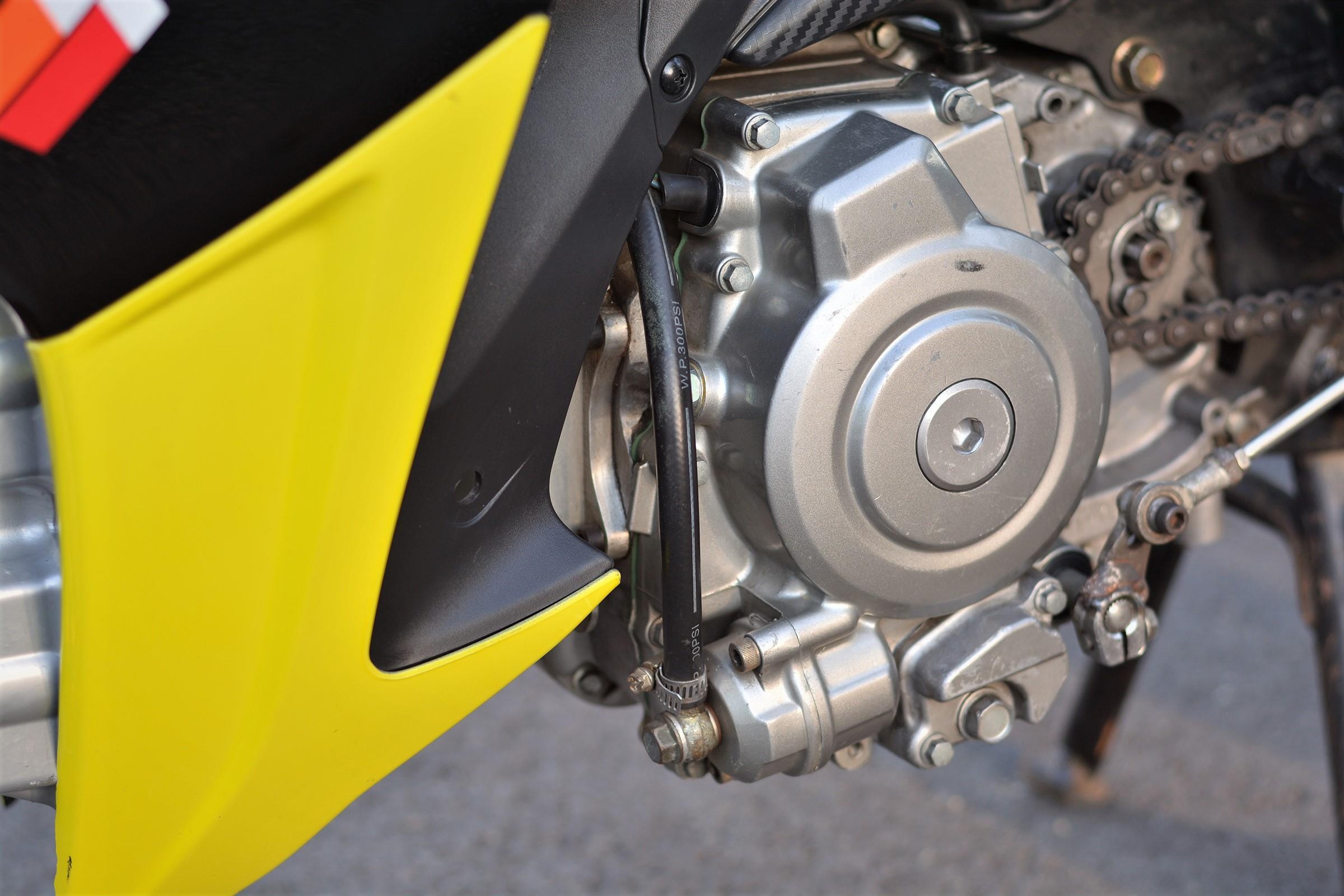 Suzuki Axelo do dong co khung anh 5