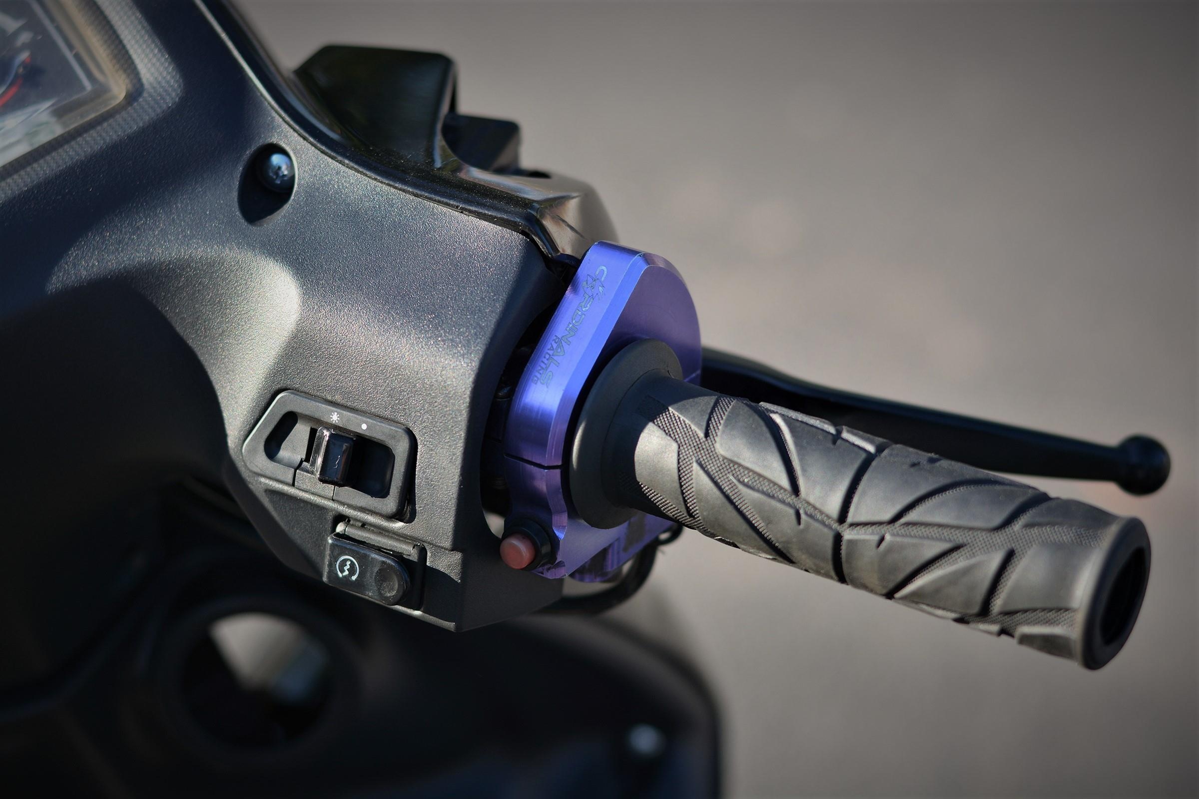 Suzuki Axelo do dong co khung anh 9