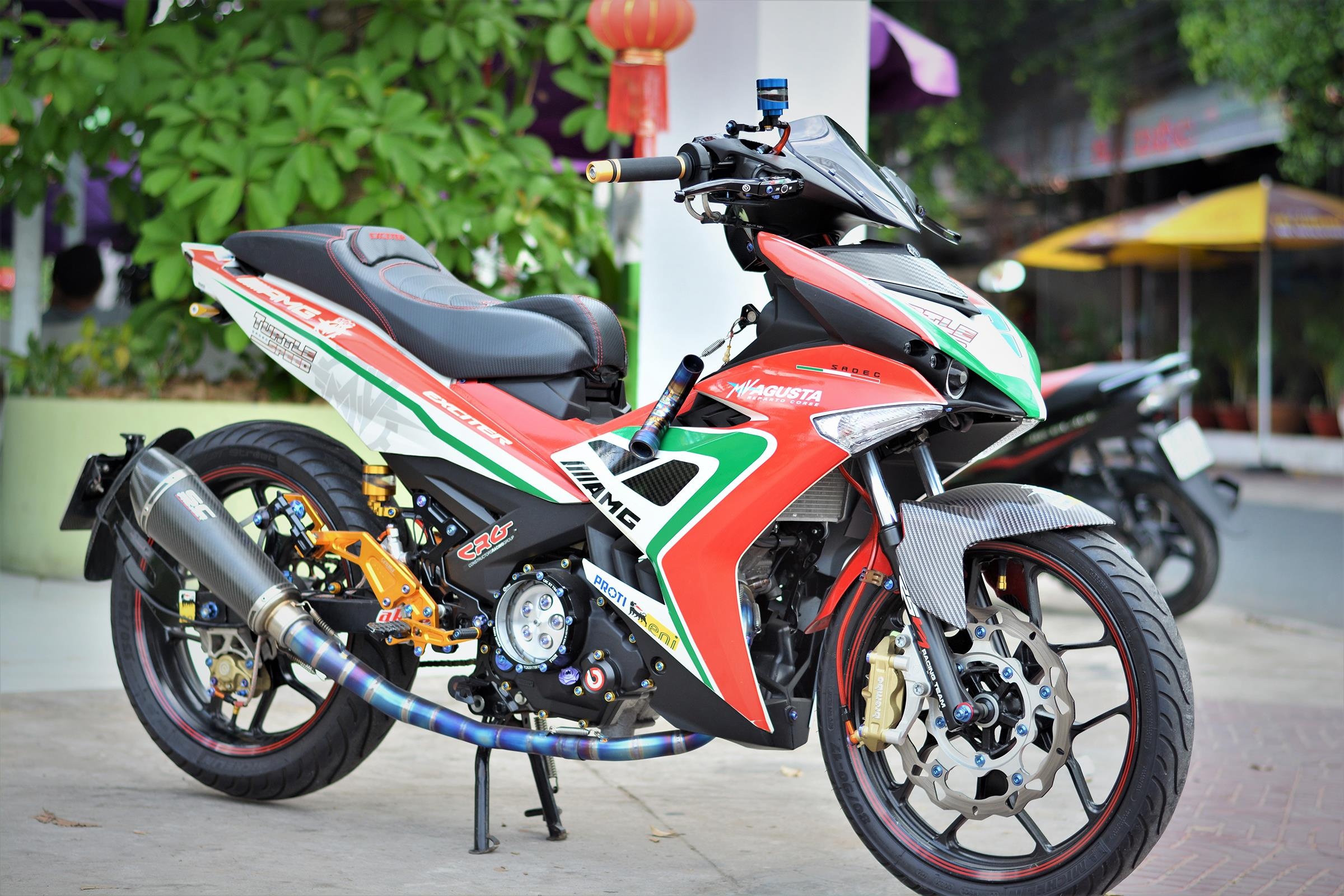 Yamaha Exciter 150 lot xac hoan toan voi dan ao hon tram trieu hinh anh
