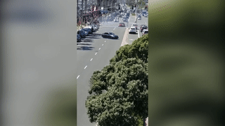 BMW gap nan vi bieu dien dot lop giong Ford Mustang hinh anh