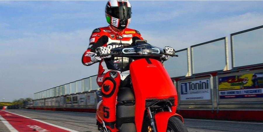 Ducati lien ket voi hang xe Trung Quoc san xuat xe may dien hinh anh