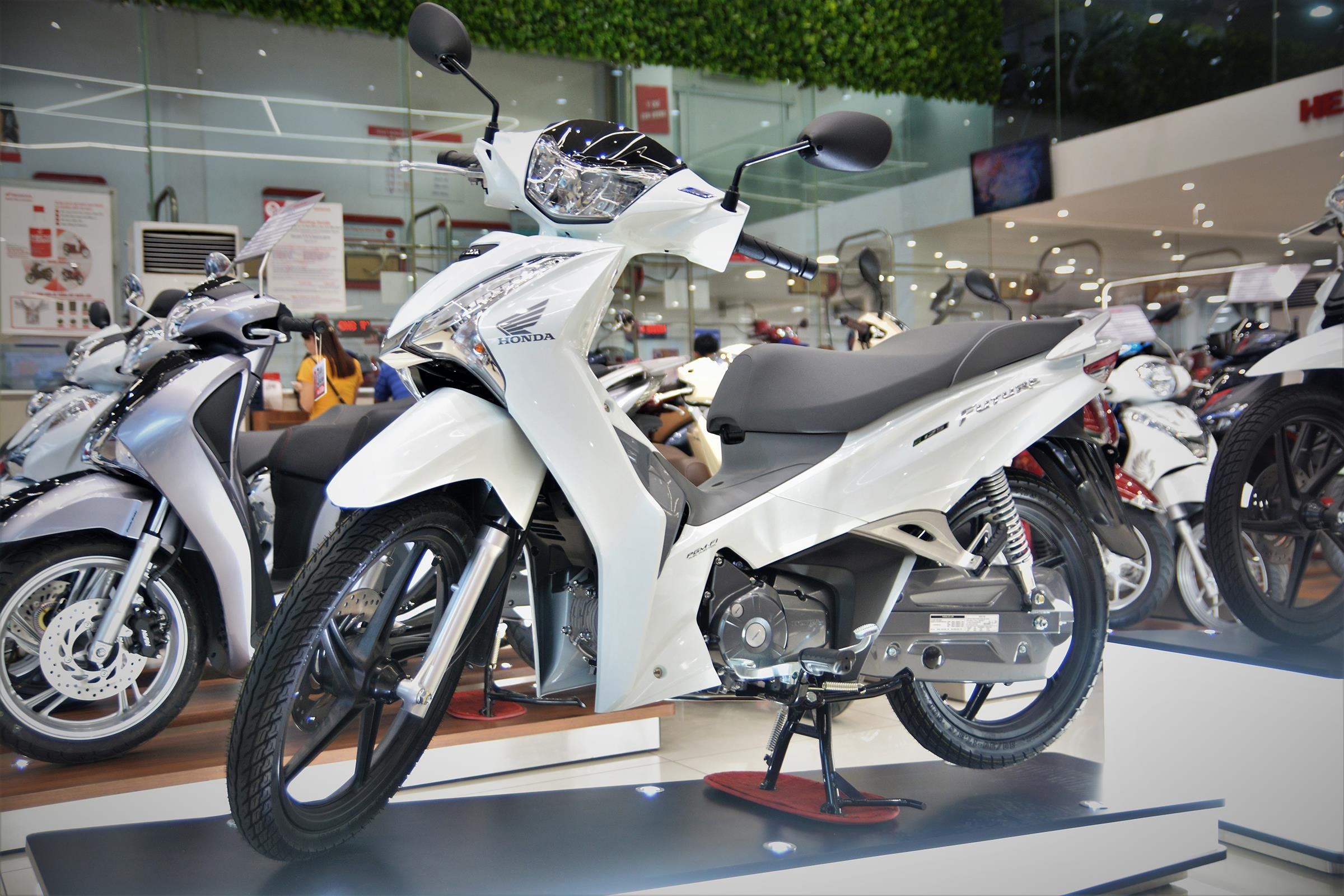 lua chon xe may tiet kiem xang thoi bao gia anh 2