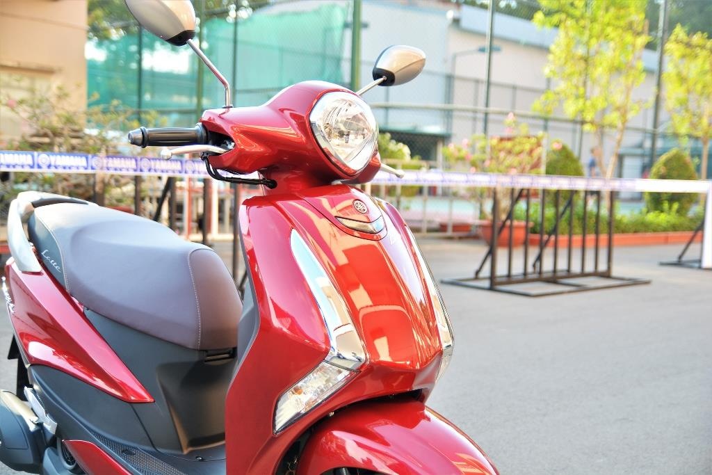 Danh gia nhanh Yamaha Latte - gia 38 trieu, co gi dau Honda Lead? hinh anh