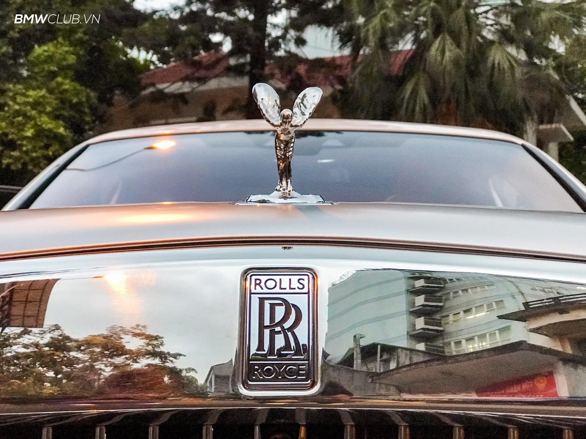 Rolls-Royce Cullinan dau tien tai VN anh 11