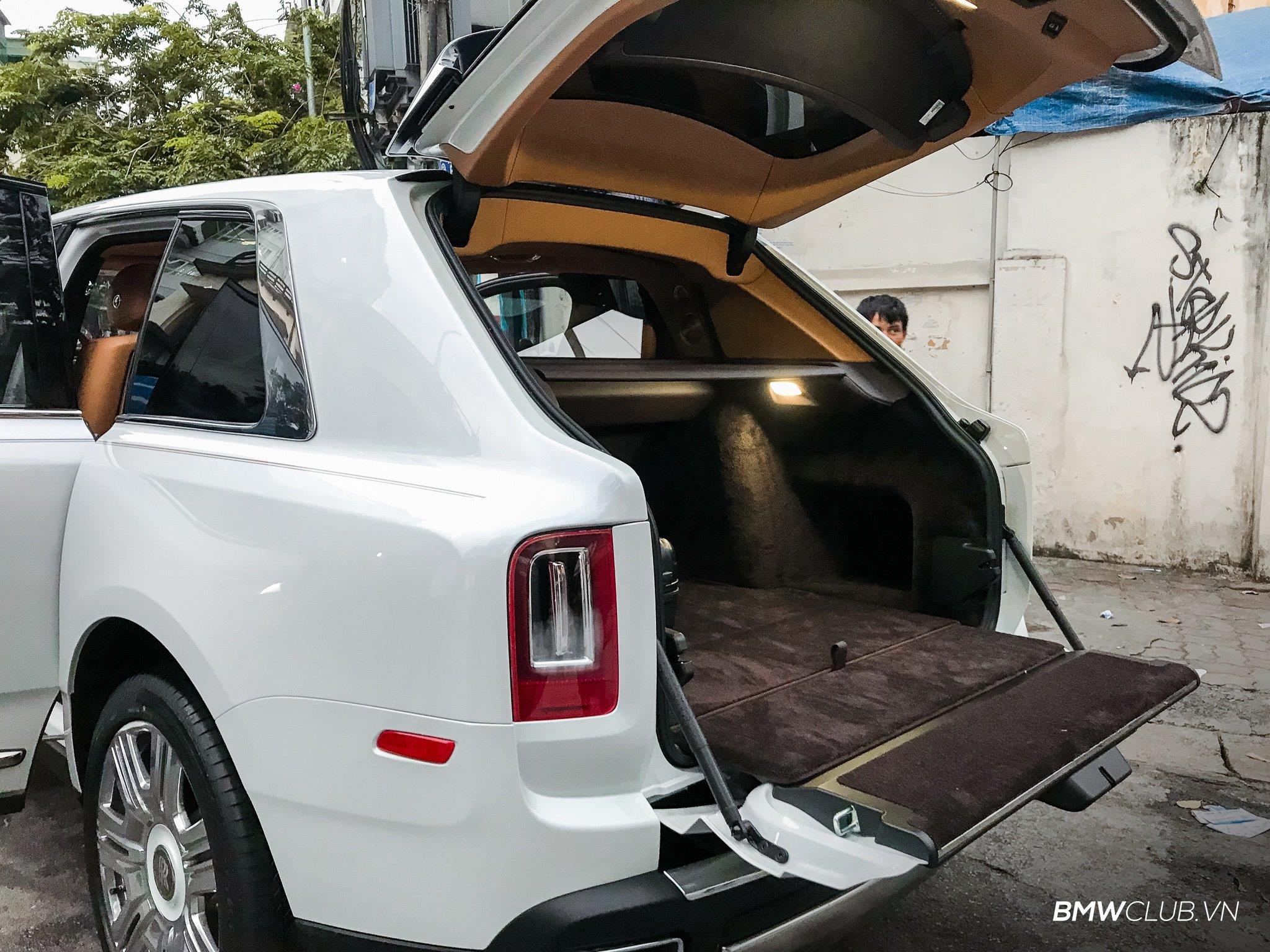 Rolls-Royce Cullinan dau tien tai VN anh 15