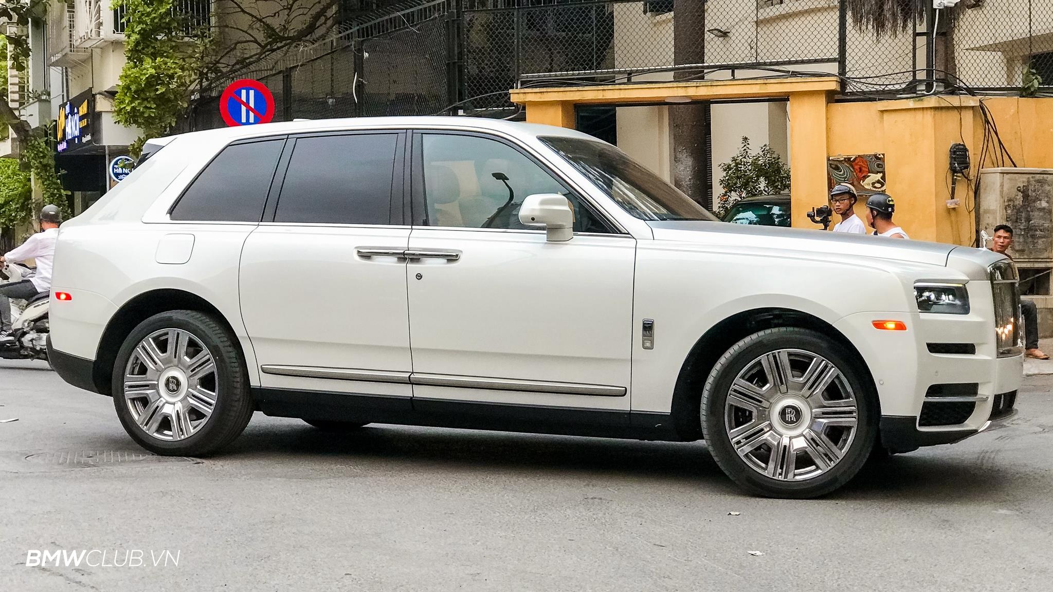 Chi tiet xe sang Rolls-Royce Cullinan 41 ty tai VN hinh anh