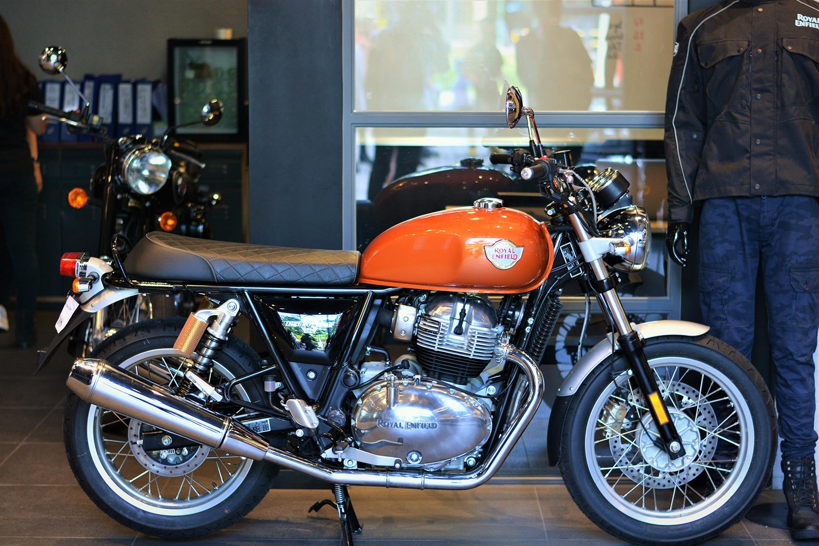 Royal Enfield 650 Twin anh 14