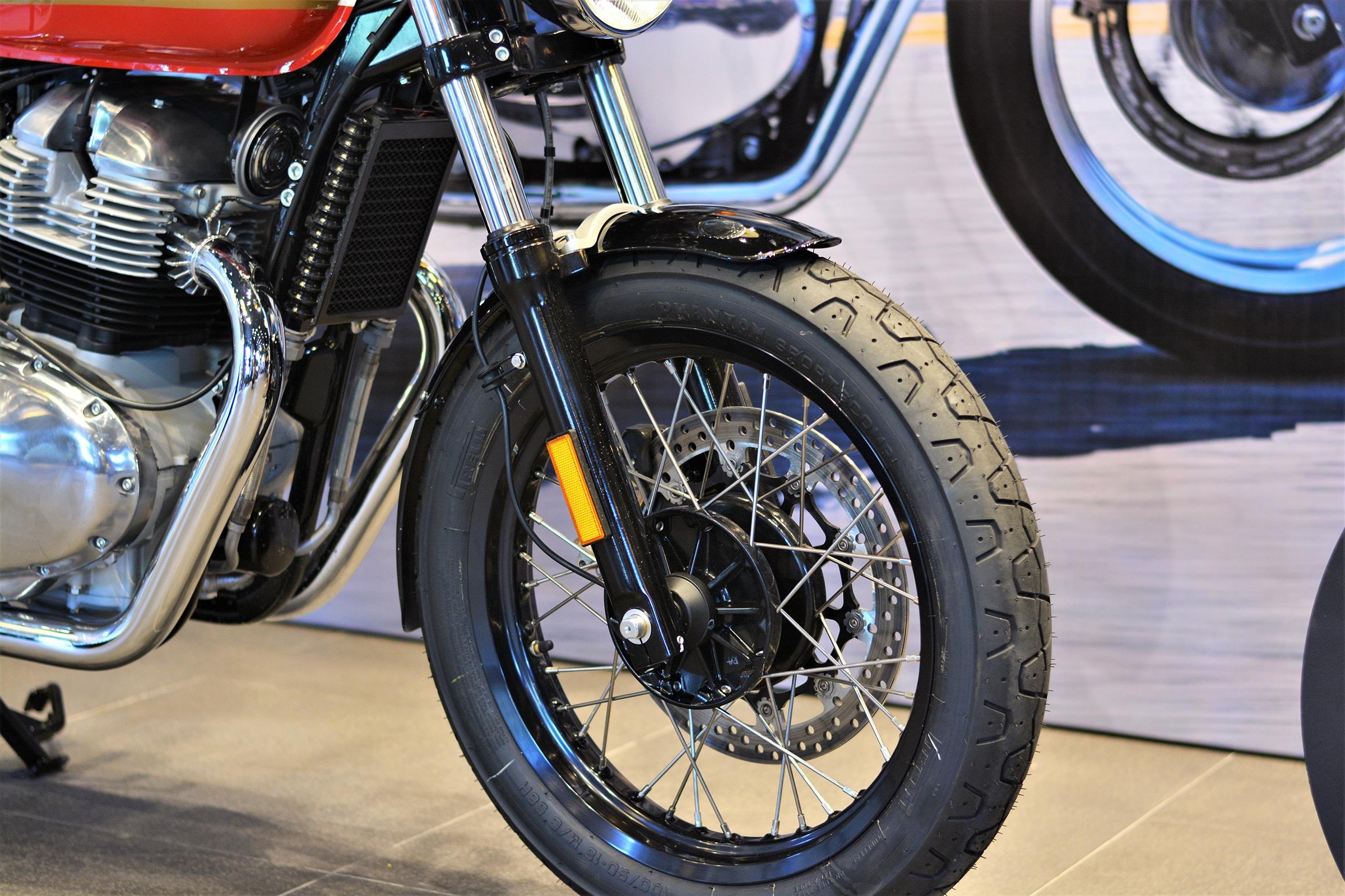 Royal Enfield 650 Twin anh 10