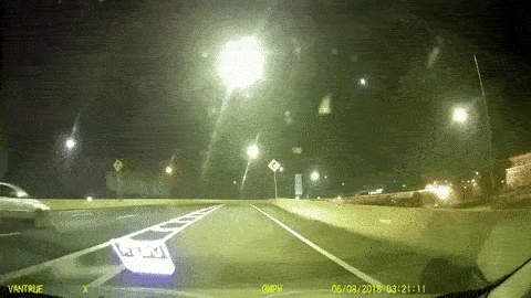 Ford Mustang va chiec SUV dua tren cao toc gay tai nan hinh anh