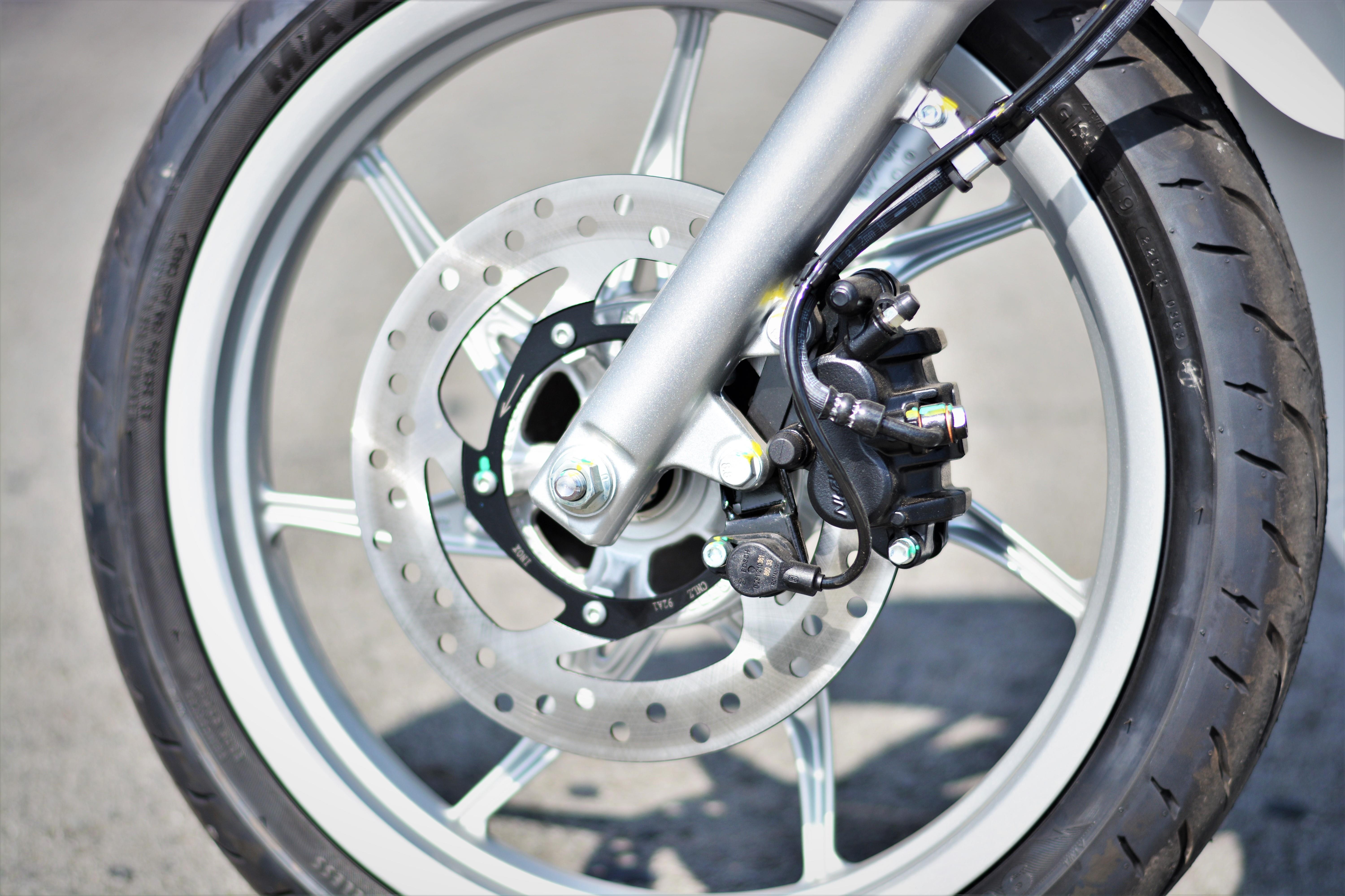 He thong chong truot ASR anh 1