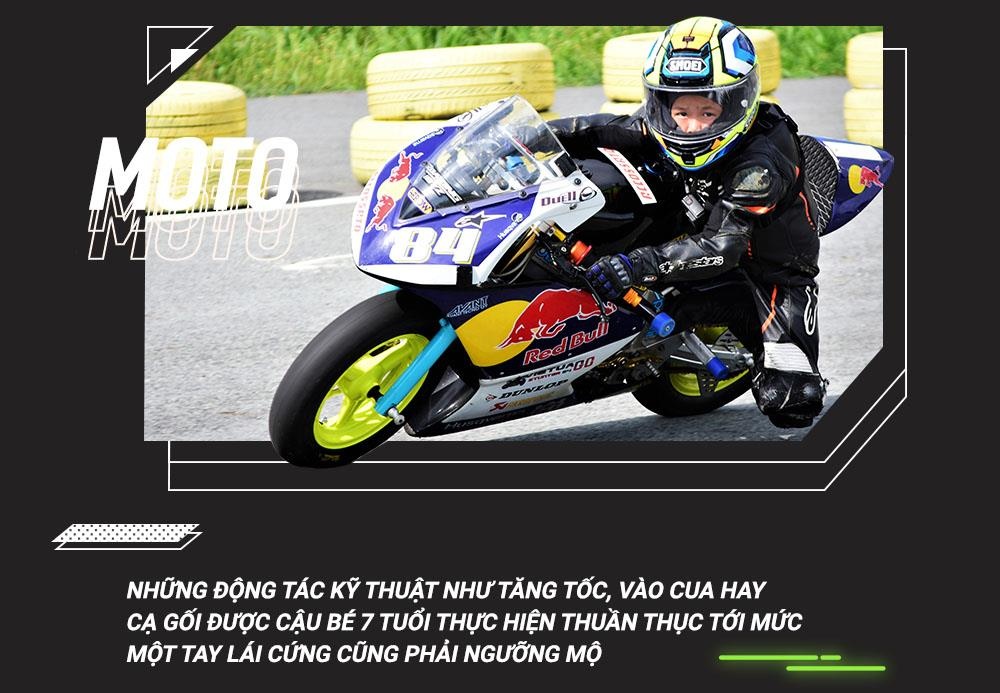 Hành trình đến Moto GP của 2 cậu bé 6 tuổi ảnh 4 Hanh trinh den Moto GP cua 2 cau be 6 tuoi anh 4