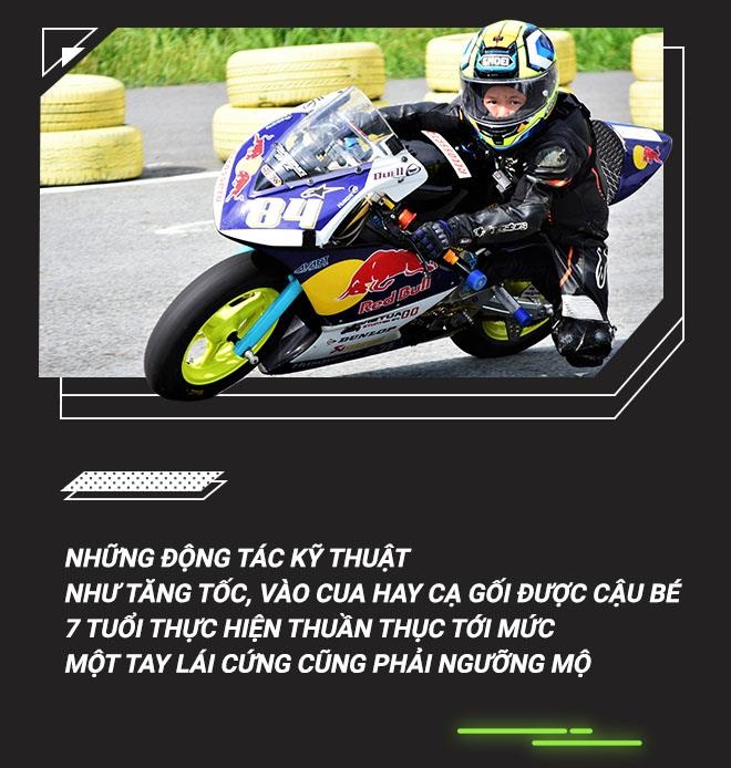 Hành trình đến Moto GP của 2 cậu bé 6 tuổi ảnh 3 Hanh trinh den Moto GP cua 2 cau be 6 tuoi anh 3