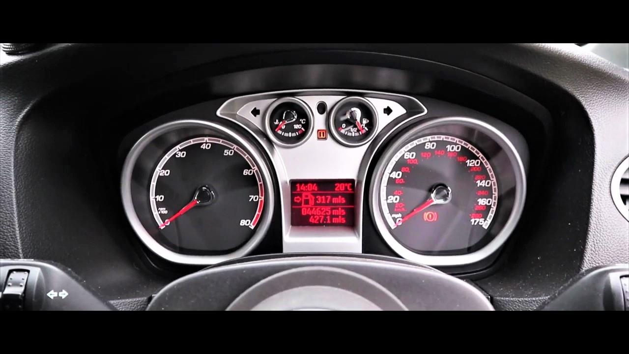 Ford Focus 900 ma luc anh 9