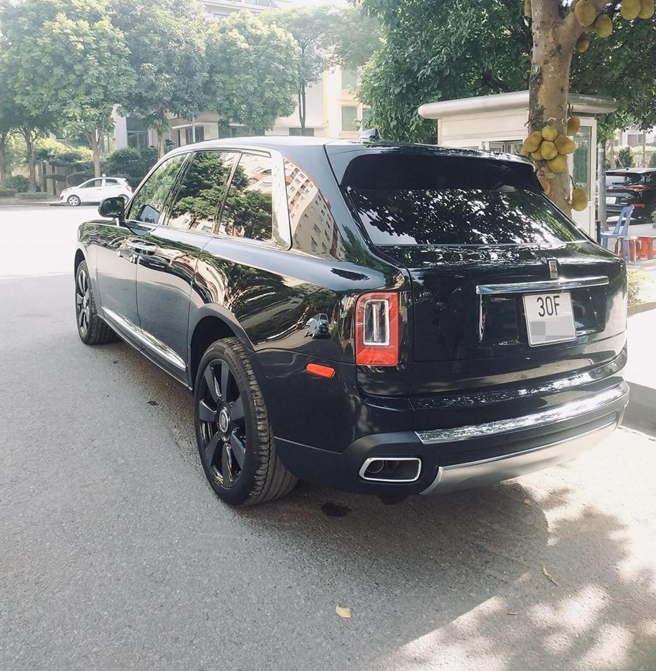 SUV Rolls-Royce Cullinan anh 2