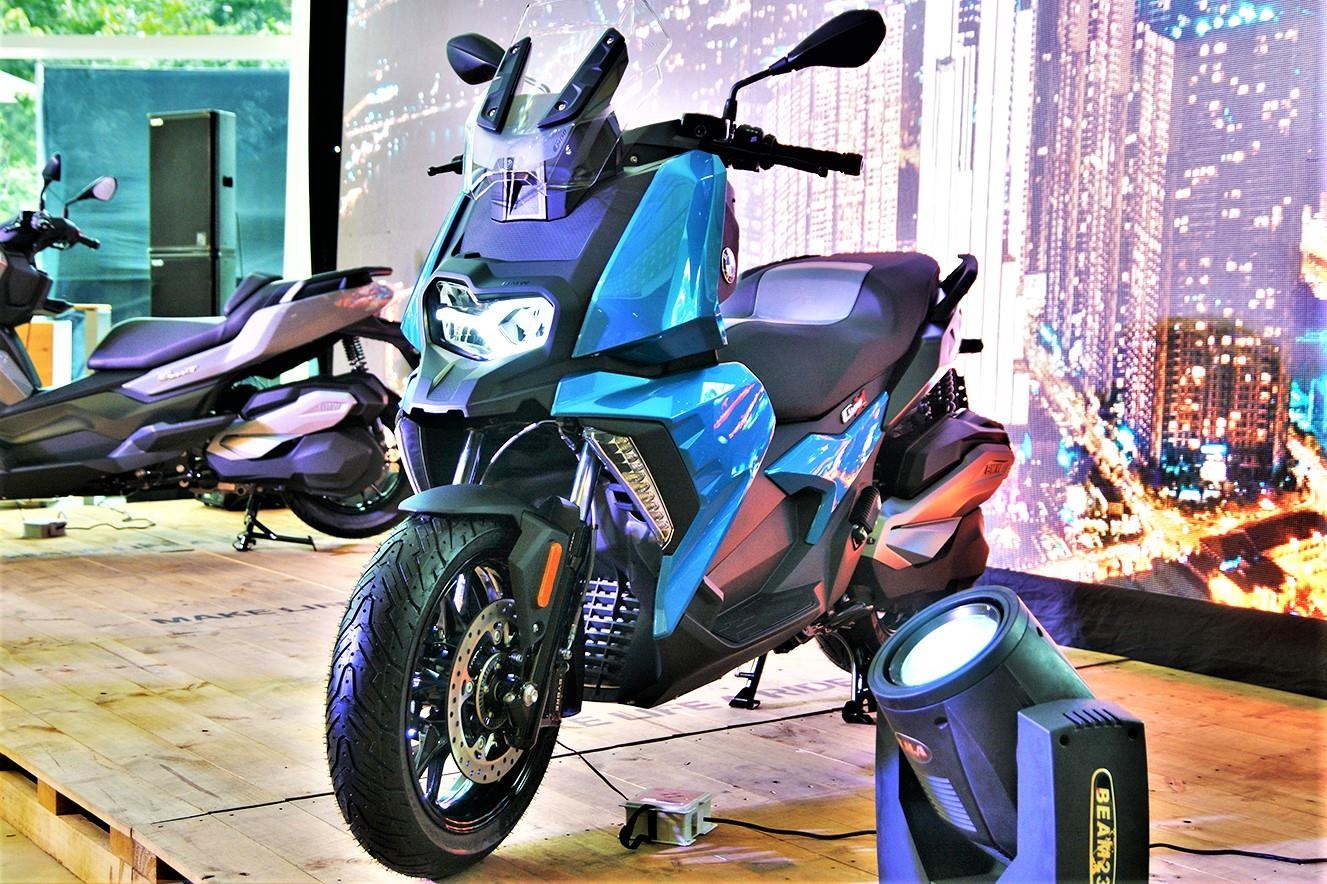 BMW VN ra mat bo doi xe tay ga 350 cc, doi trong cua Honda SH 300i hinh anh